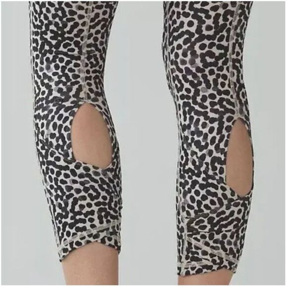 Lululemon Wunder Under Pant SE Dance Skirted Leggings Size 6 - Picture 2 of 5